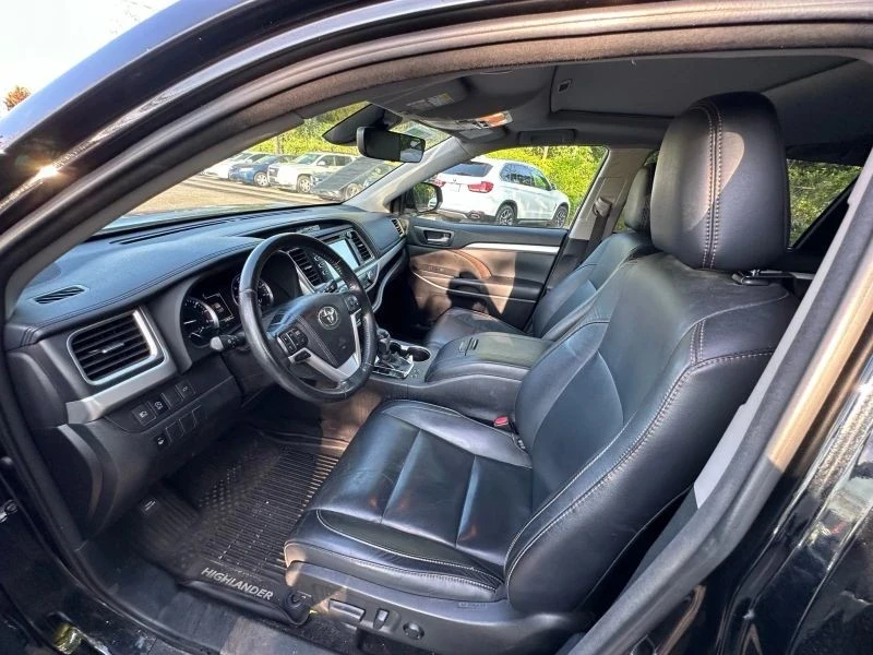 2018 Toyota Highlander - Image 9 of 12