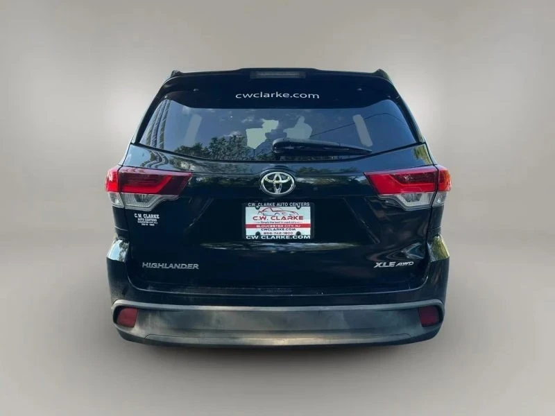 2018 Toyota Highlander - Image 4 of 12