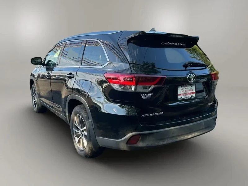 2018 Toyota Highlander - Image 3 of 12
