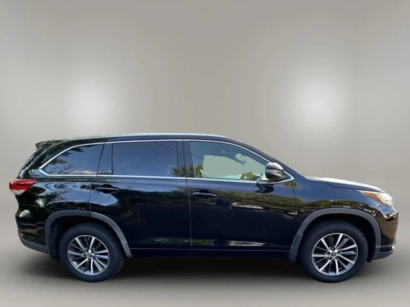 2018 Toyota Highlander - Image 6 of 12