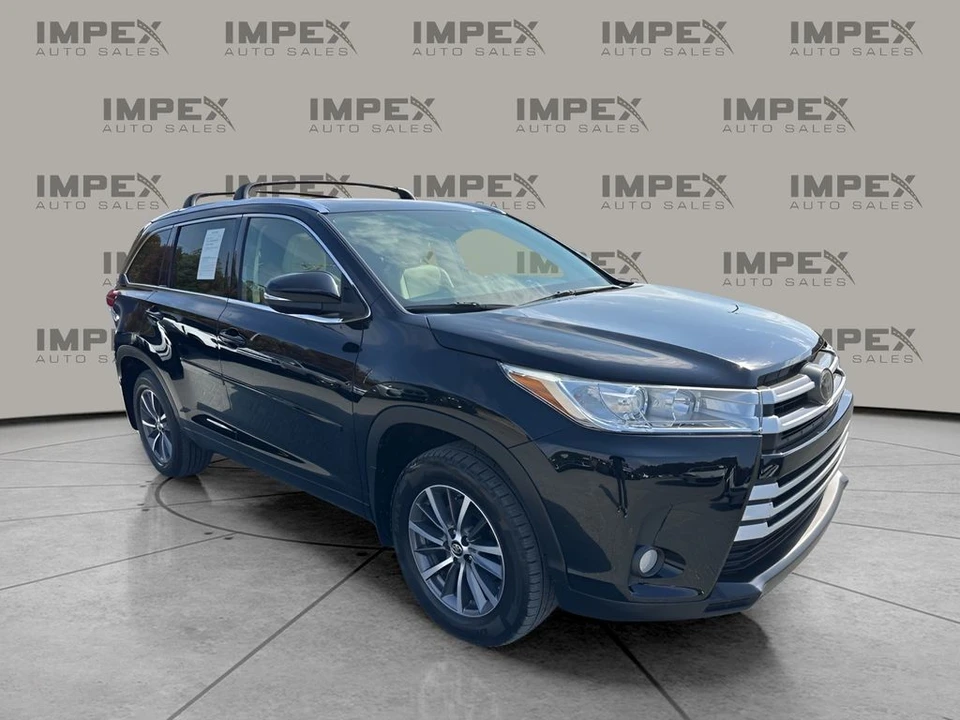 2018 Toyota Highlander - Image 7 of 12
