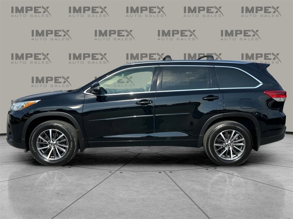 2018 Toyota Highlander - Image 2 of 12