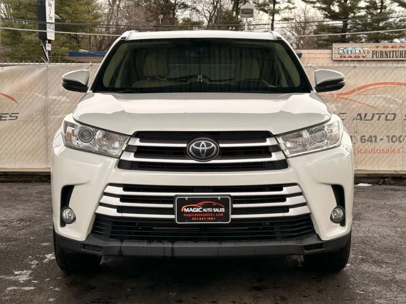 2018 Toyota Highlander - Image 5 of 12