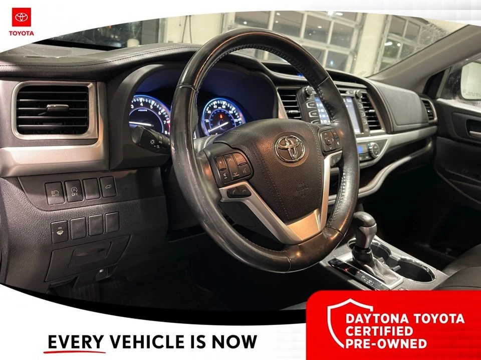 2018 Toyota Highlander - Image 6 of 10