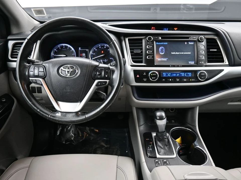 2018 Toyota Highlander - Image 20 of 21