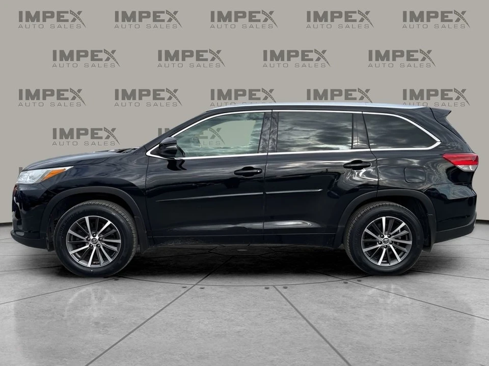 2018 Toyota Highlander - Image 2 of 12