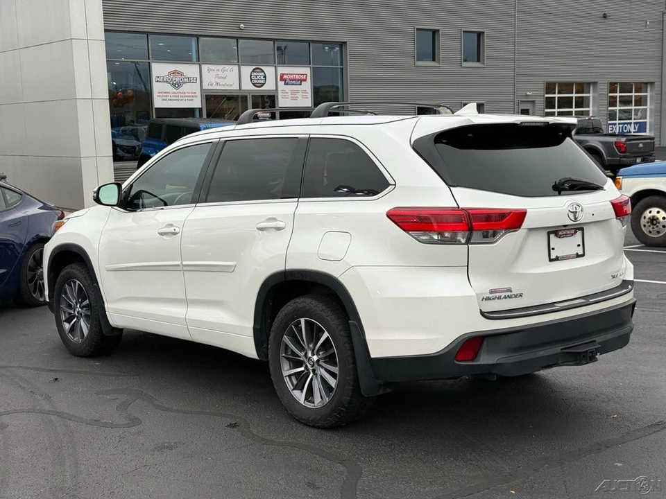 2018 Toyota Highlander - Image 5 of 12
