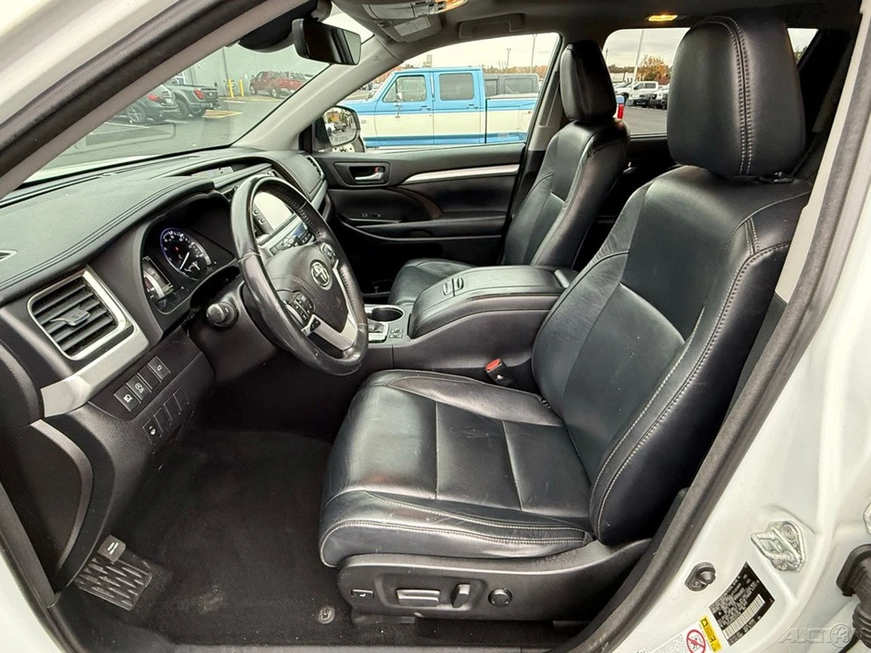 2018 Toyota Highlander - Image 12 of 12