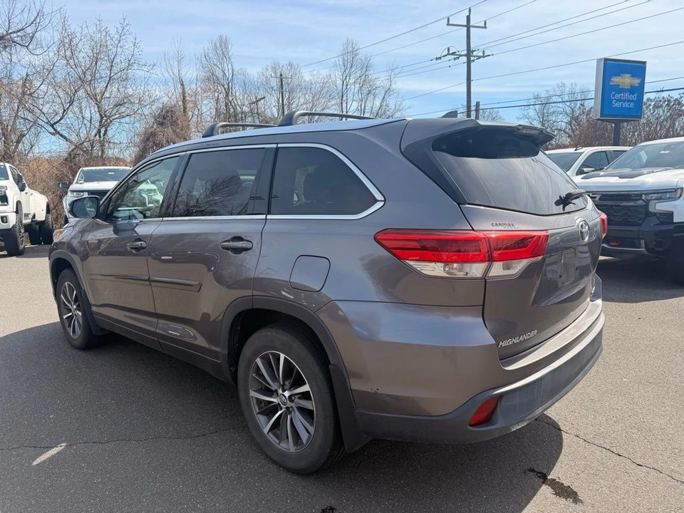 2018 Toyota Highlander - Image 7 of 21