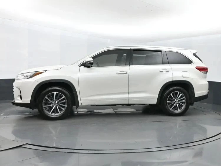 2018 Toyota Highlander - Image 5 of 12