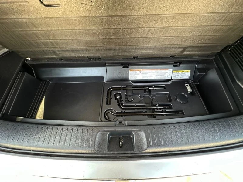 2018 Toyota Highlander - Image 7 of 12