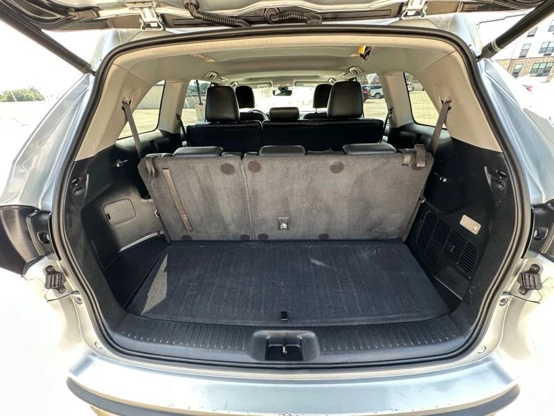 2018 Toyota Highlander - Image 6 of 12