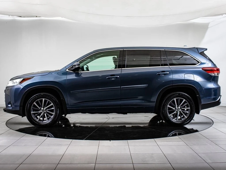 2018 Toyota Highlander - Image 5 of 21