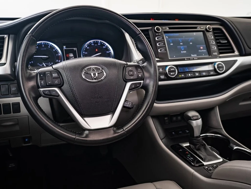 2018 Toyota Highlander - Image 4 of 21