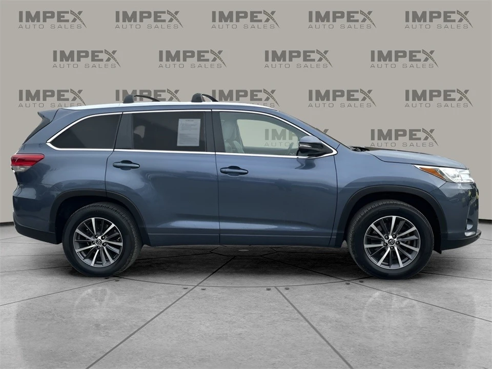 2018 Toyota Highlander - Image 6 of 12