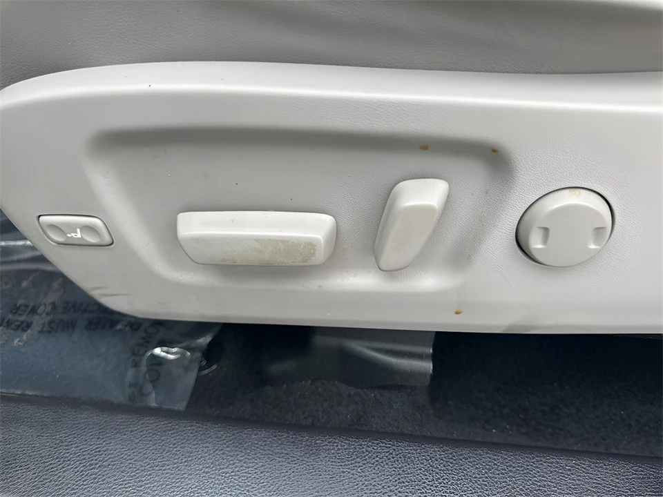 2018 Toyota Highlander - Image 10 of 12
