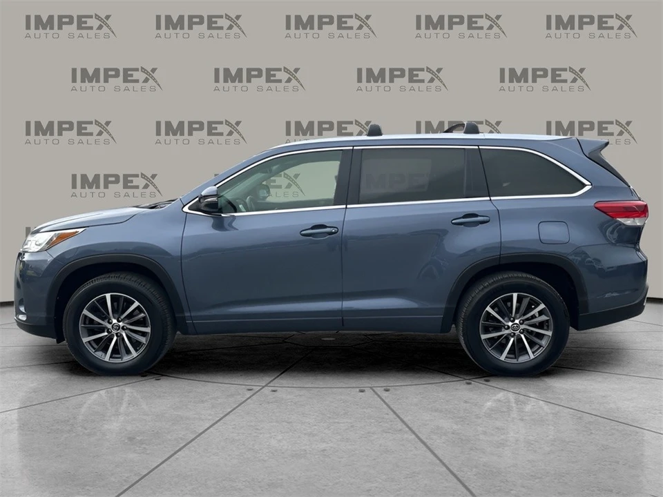 2018 Toyota Highlander - Image 2 of 12