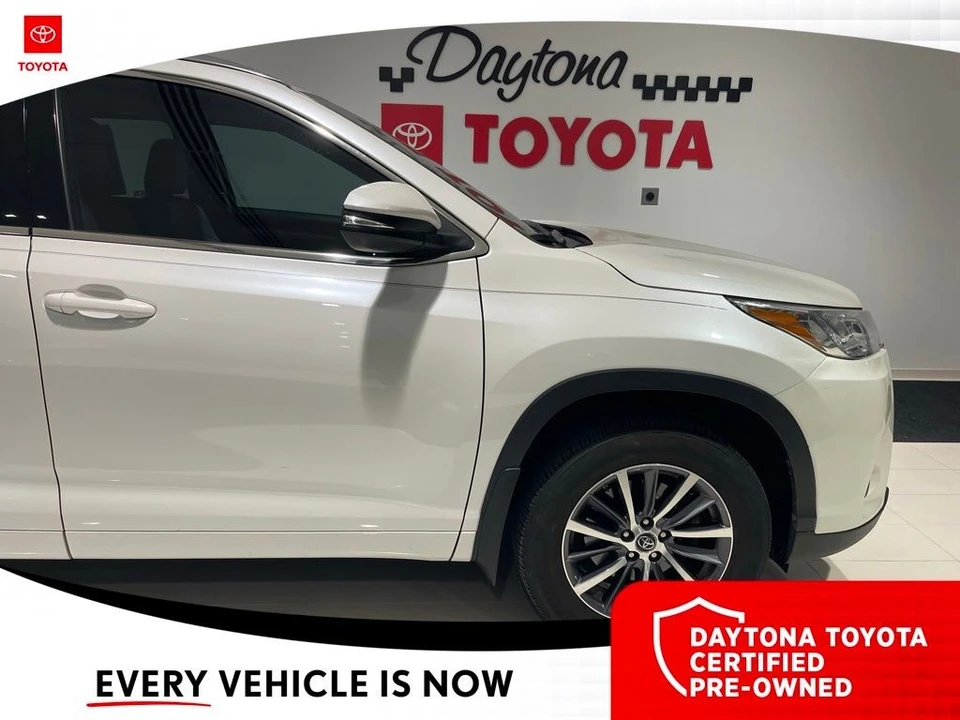 2018 Toyota Highlander - Image 9 of 10