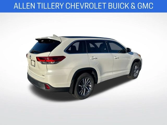 2018 Toyota Highlander - Image 5 of 12