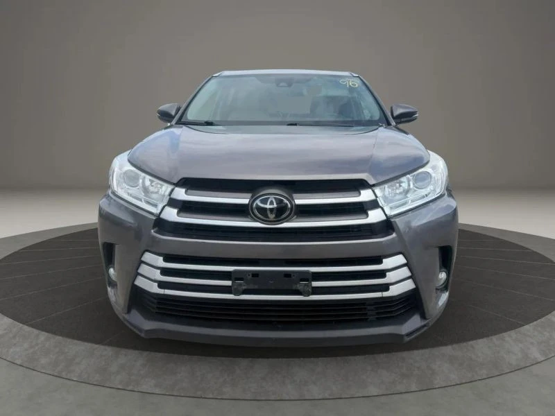 2018 Toyota Highlander - Image 2 of 12