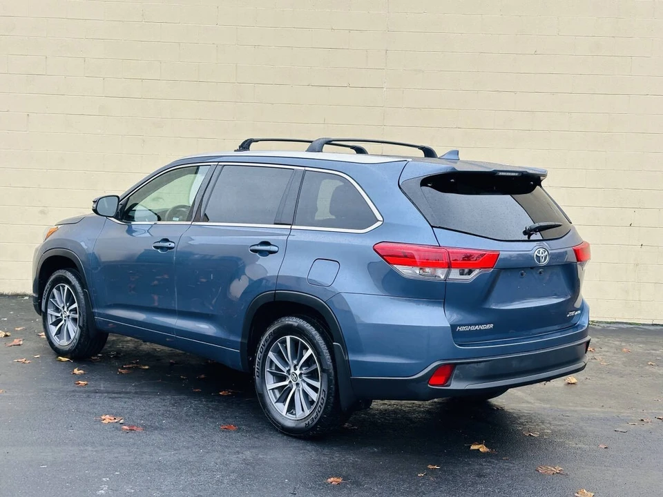 2018 Toyota Highlander - Image 5 of 21