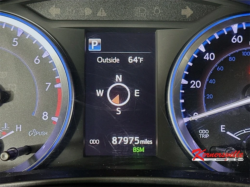 2018 Toyota Highlander - Image 15 of 21