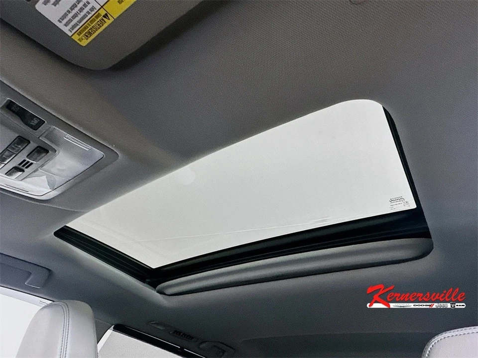 2018 Toyota Highlander - Image 21 of 21