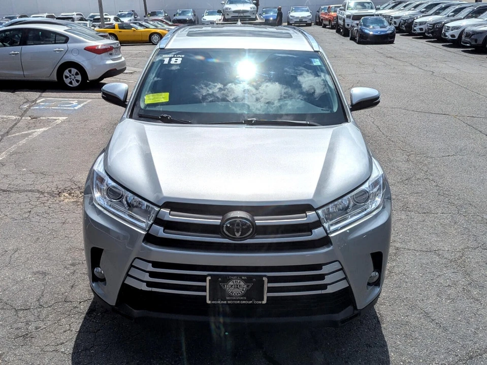 2018 Toyota Highlander - Image 3 of 21