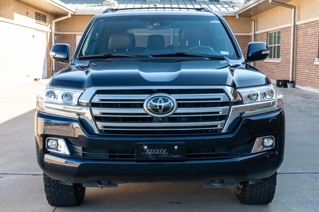 2018 Toyota J200 Land Cruiser - Image 2 of 31