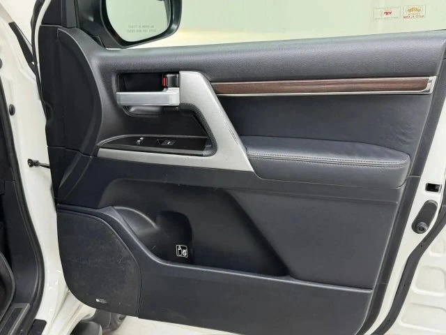 2018 Toyota J200 Land Cruiser - Image 20 of 31