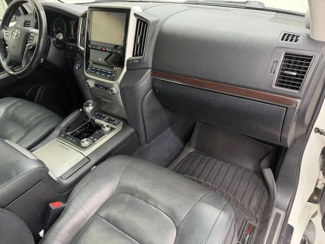 2018 Toyota J200 Land Cruiser - Image 10 of 31