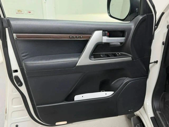 2018 Toyota J200 Land Cruiser - Image 22 of 31