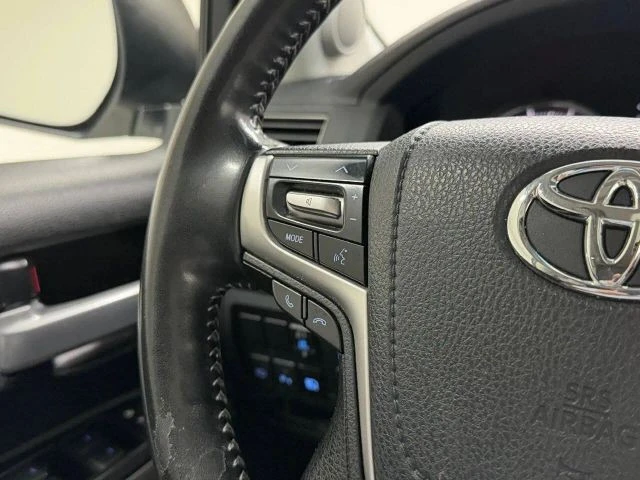 2018 Toyota J200 Land Cruiser - Image 25 of 31
