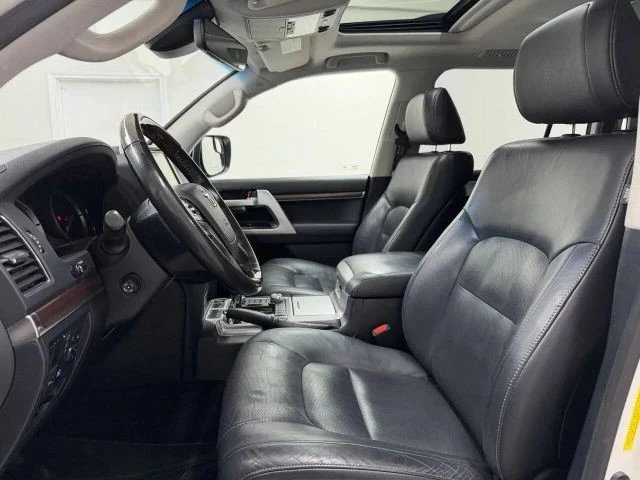 2018 Toyota J200 Land Cruiser - Image 12 of 31