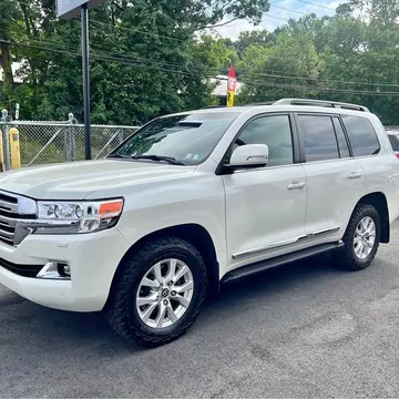 2018 Toyota Land Cruiser
