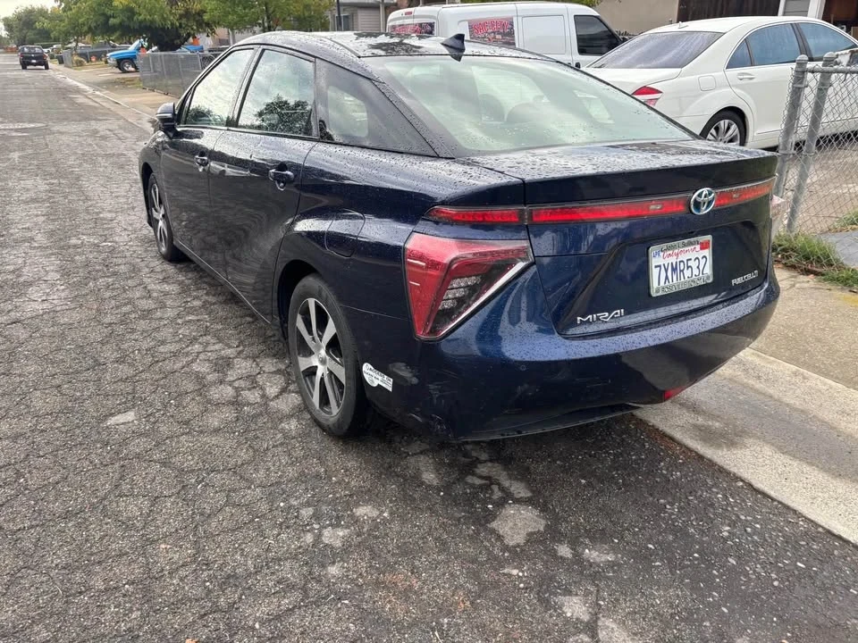 2018 Toyota Mirai - Image 3 of 6