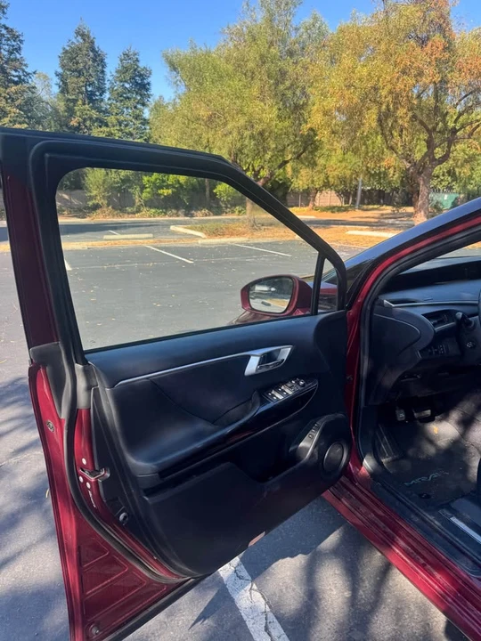 2018 Toyota Mirai - Image 11 of 19