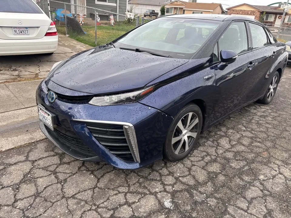 2018 Toyota Mirai - Image 2 of 6