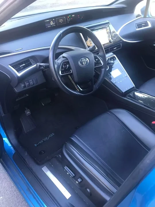 2018 Toyota Mirai - Image 2 of 8