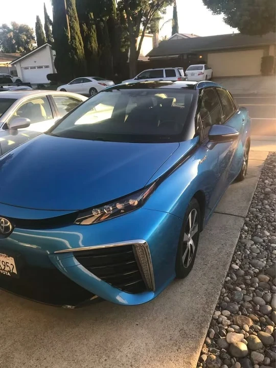 2018 Toyota Mirai - Image 6 of 8