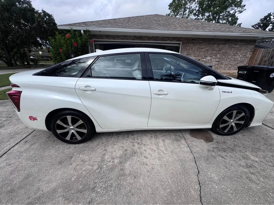 2018 Toyota Mirai - Image 6 of 6