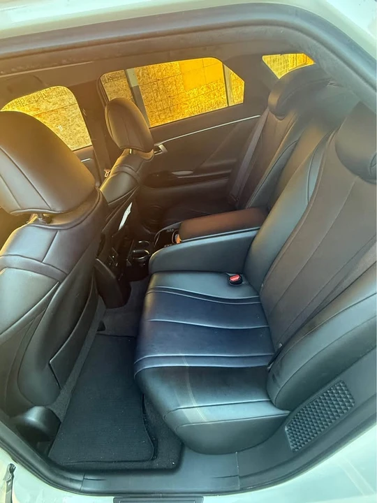 2018 Toyota Mirai - Image 7 of 10
