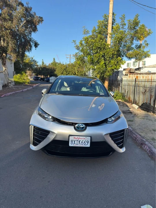 2018 Toyota Mirai - Image 9 of 10