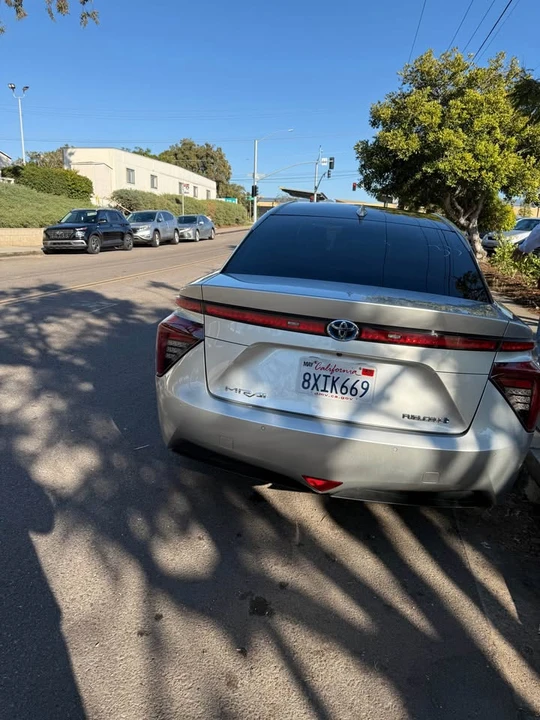 2018 Toyota Mirai - Image 10 of 10