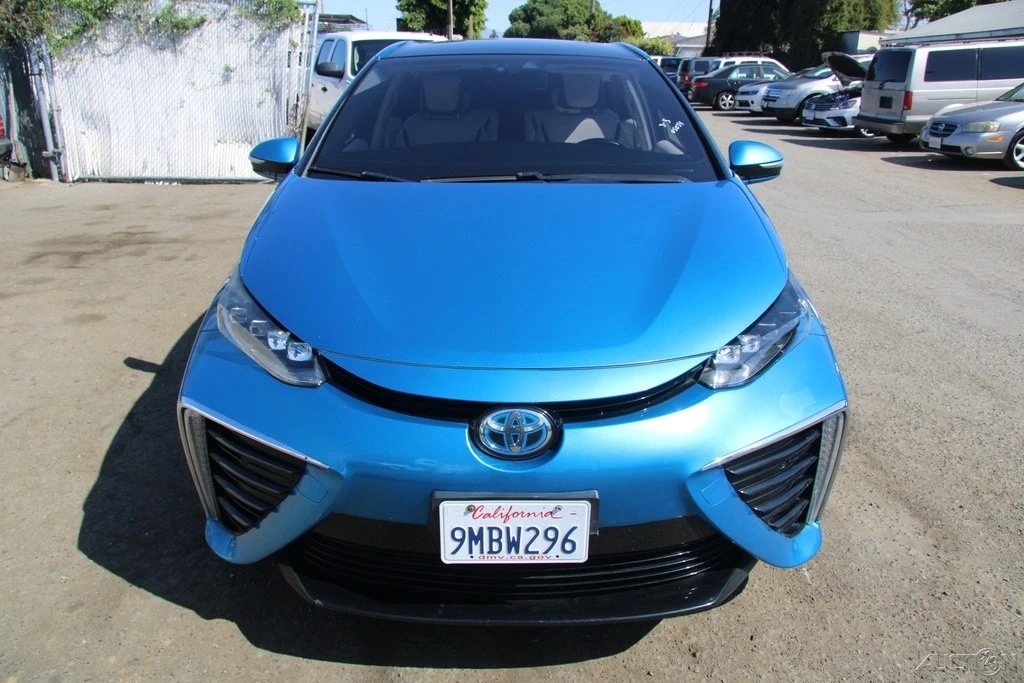 2018 Toyota Mirai - Image 11 of 21