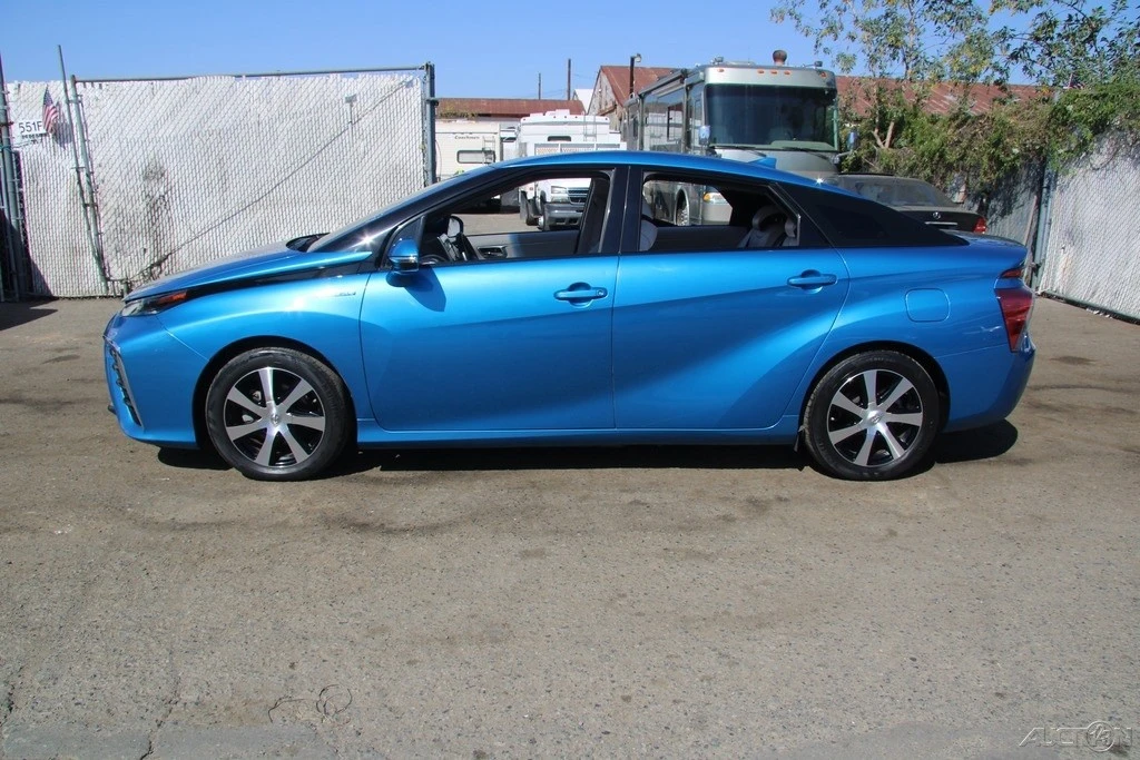 2018 Toyota Mirai - Image 3 of 21