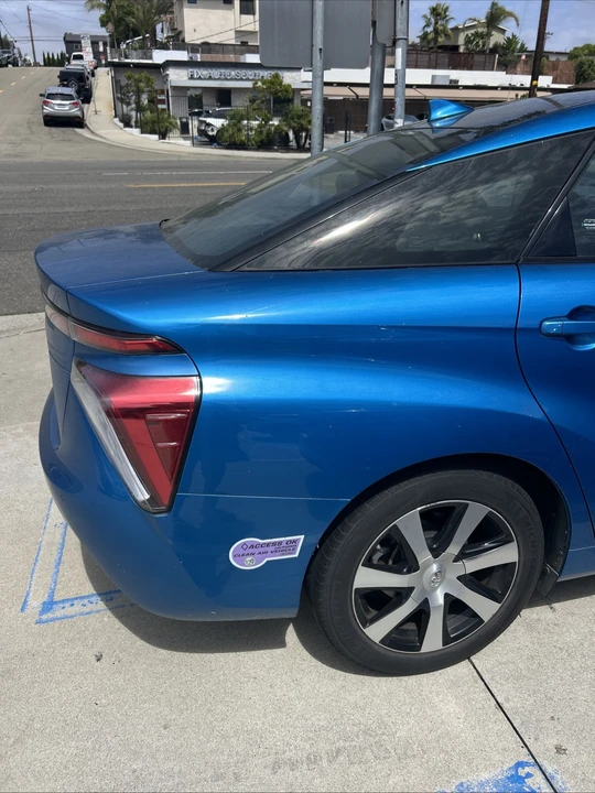 2018 Toyota Mirai - Image 5 of 15