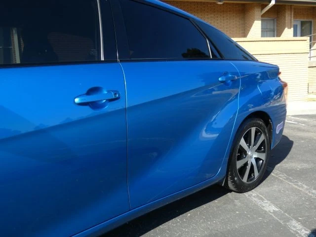 2018 Toyota Mirai - Image 13 of 21