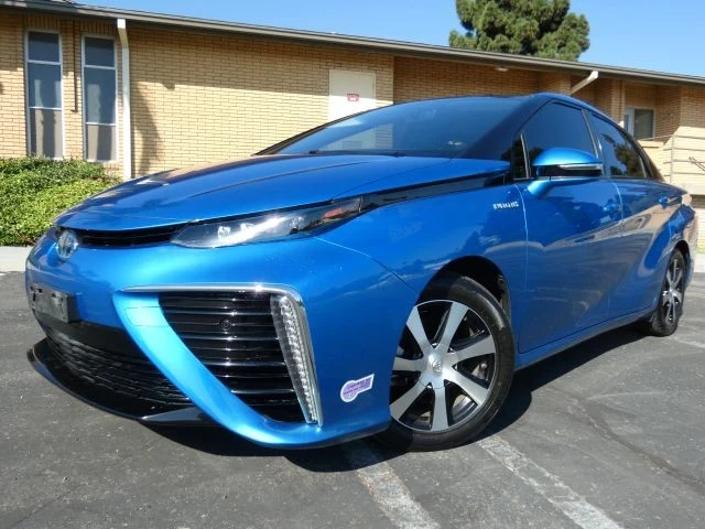 2018 Toyota Mirai - Image 15 of 21