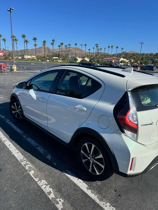 2018 Toyota Prius - Image 4 of 4
